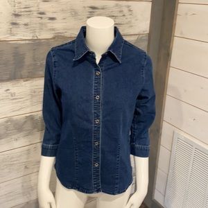 Denim button down shirt in excellent condition!